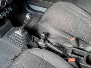 Suzuki Jimny 1.5 GLX AllGrip 3-door manual - Image 20