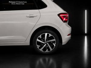 Volkswagen Polo hatch 1.0TSI Life auto - Image 30
