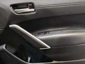 Toyota Corolla Cross 1.8 Xi - Image 17