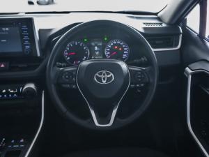 Toyota RAV4 2.0 GX auto - Image 2