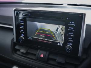 Toyota RAV4 2.0 GX auto - Image 4
