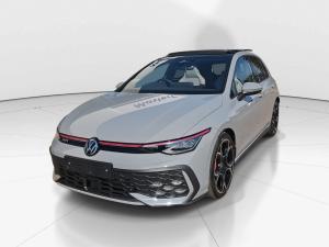 Volkswagen Golf GTI - Image 3