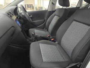 Volkswagen Polo Vivo hatch 1.4 Life - Image 10