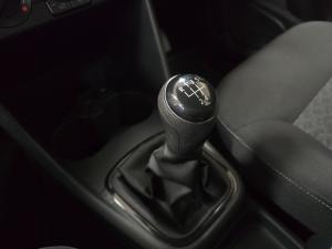 Volkswagen Polo Vivo hatch 1.4 Life - Image 11