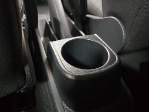 Volkswagen Polo Vivo hatch 1.4 Life - Image 8