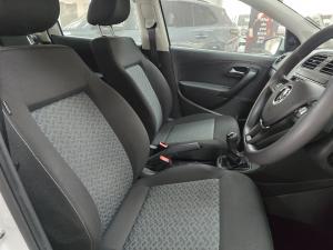 Volkswagen Polo Vivo hatch 1.4 Life - Image 9