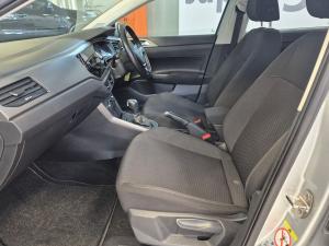 Volkswagen Polo hatch 1.0TSI Comfortline auto - Image 15