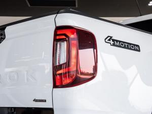 Volkswagen Amarok 2.0TDI double cab Life 4Motion auto - Image 9