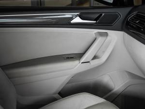 Volkswagen Tiguan 2.0TSI 4Motion Highline - Image 20