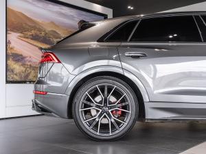 Audi Q8 45TDI quattro - Image 11