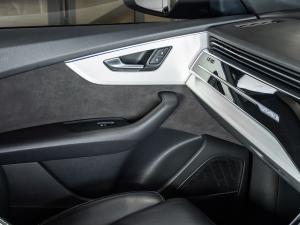 Audi Q8 45TDI quattro - Image 18
