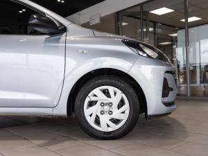 Hyundai Grand i10 1.0 Premium hatch - Image 12