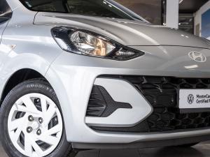 Hyundai Grand i10 1.0 Premium hatch - Image 3