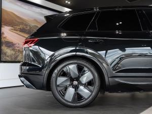 Volkswagen Touareg V6 TDI R-Line Final Edition - Image 14