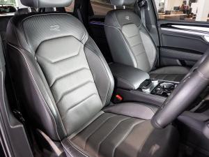Volkswagen Touareg V6 TDI R-Line Final Edition - Image 26