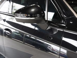 Volkswagen Touareg V6 TDI R-Line Final Edition - Image 6