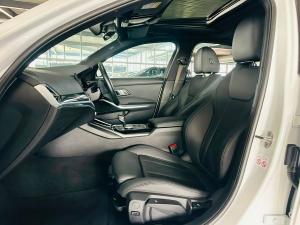 BMW 318i Sport Line Launch Edition automatic - Image 5