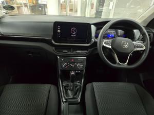 Volkswagen T-Cross 1.0TSI auto - Image 8