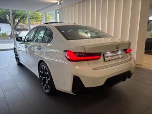 BMW 3 Series 330i M Sport - Image 14