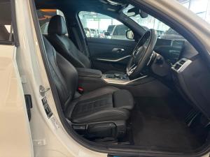 BMW 3 Series 330i M Sport - Image 21