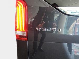 Mercedes-Benz V-Class V300d Exclusive - Image 18