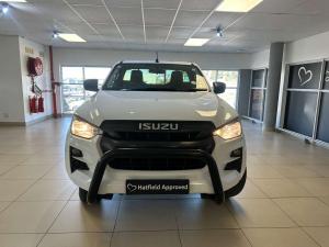 Isuzu D-Max 1.9TD single cab L manual - Image 2