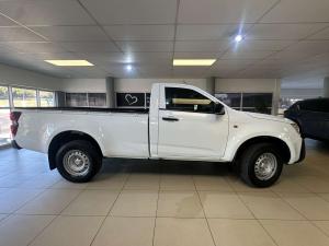 Isuzu D-Max 1.9TD single cab L manual - Image 6