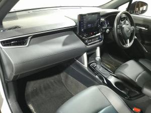 Toyota Corolla Cross 1.8 Hybrid XS - Image 11