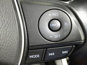 Toyota Corolla Cross 1.8 Hybrid XS - Image 22