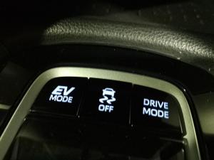Toyota Corolla Cross 1.8 Hybrid XS - Image 27