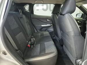 Nissan Magnite 1.0 Turbo Acenta Plus auto - Image 17