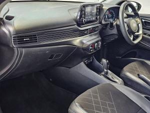 Hyundai i20 1.4 Premium - Image 14