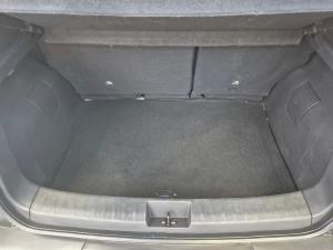 Nissan Magnite 1.0 Turbo Acenta Kuro auto - Image 19