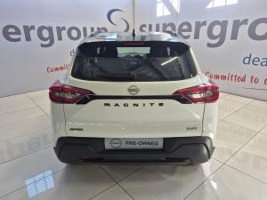 Nissan Magnite 1.0 Turbo Acenta Kuro auto - Image 5