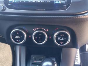 Alfa Romeo Giulietta 1.4TB Super auto - Image 18