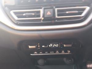 Suzuki Baleno 1.5 GLX manual - Image 19