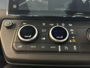 Land Rover Defender 110 D350 X-Dynamic HSE - Image 14
