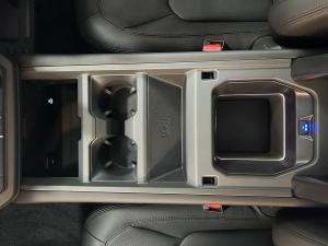 Land Rover Defender 110 D350 X-Dynamic HSE - Image 17