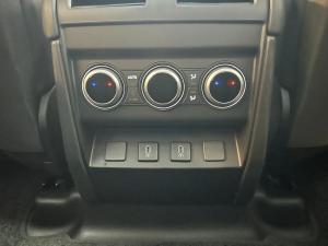 Land Rover Defender 110 D350 X-Dynamic HSE - Image 18