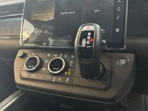 Land Rover Defender 110 D350 X-Dynamic HSE - Image 20