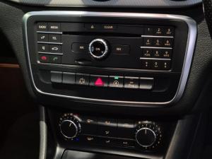 Mercedes-Benz CLA CLA200 auto - Image 10