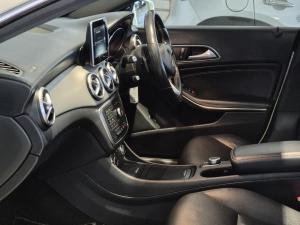 Mercedes-Benz CLA CLA200 auto - Image 9