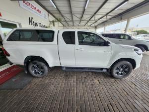 Toyota Hilux 2.4GD-6 Xtra cab Raider auto - Image 3