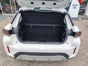 Toyota Starlet Cross 1.5 XS auto - Image 15