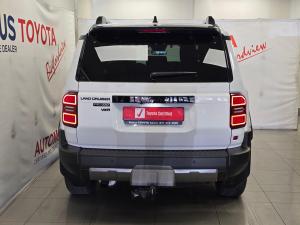 Toyota Land Cruiser Prado 2.8GD VX-R - Image 5