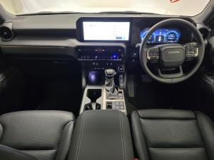 Toyota Land Cruiser Prado 2.8GD VX-R - Image 6