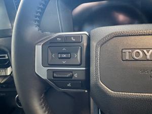 Toyota Land Cruiser Prado 2.8GD VX-R - Image 9