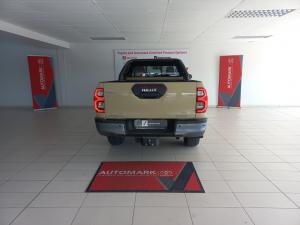 Toyota Hilux 2.8GD-6 Xtra cab Legend manual - Image 5