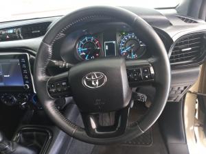 Toyota Hilux 2.8GD-6 Xtra cab Legend manual - Image 8