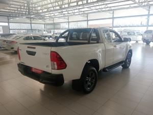 Toyota Hilux 2.4GD-6 Xtra cab Raider auto - Image 2